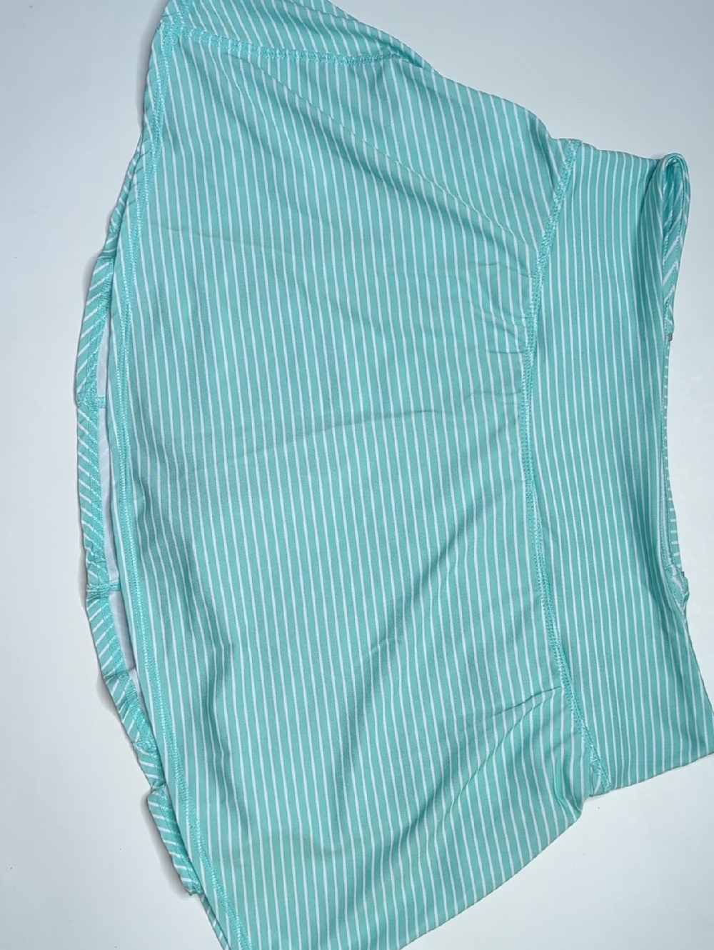 Kyodan Tennis Skirt Skirt Aqua Blue With White Stripes in Size Medium